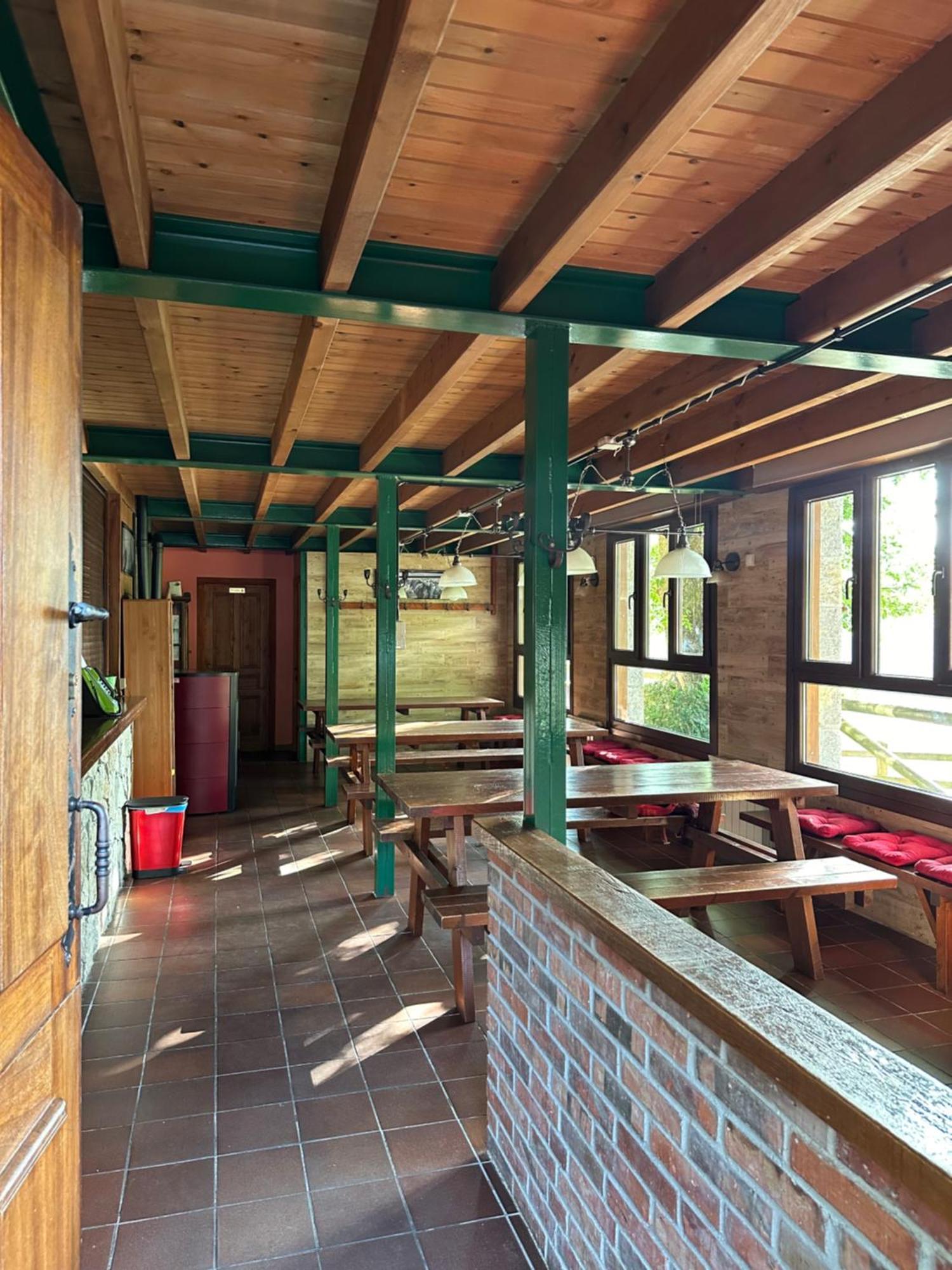 Pena Castil Hostel Sotres